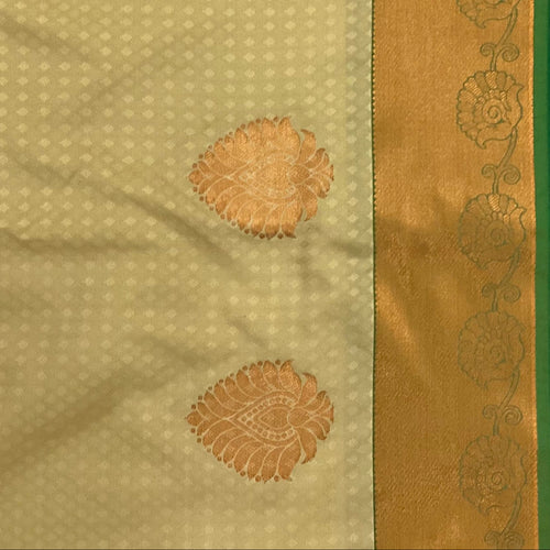 Cream with Emerald Green Border Elegance