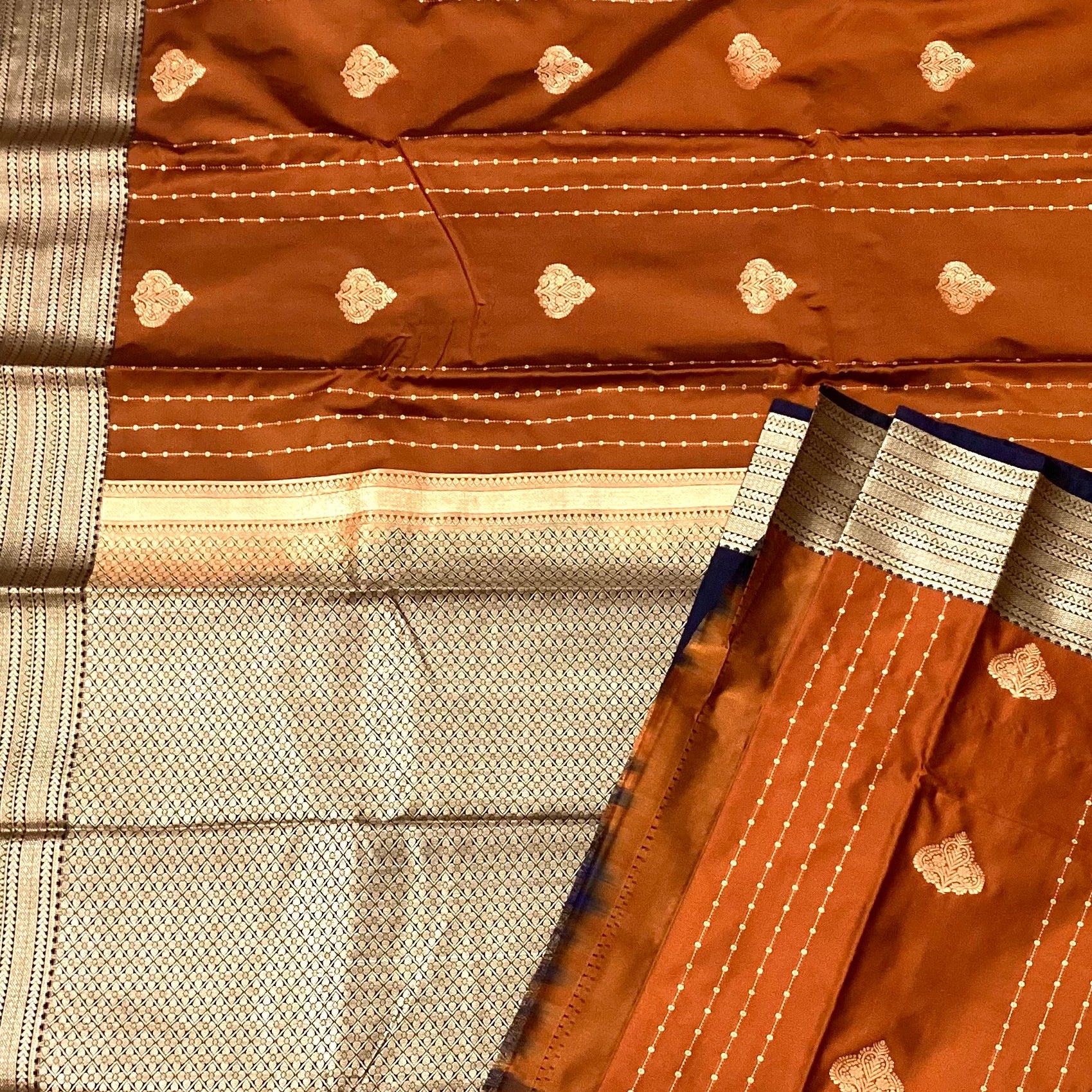 Rust Orange Zari Saree Silver Pallu Navy Contrast Elegant Design
