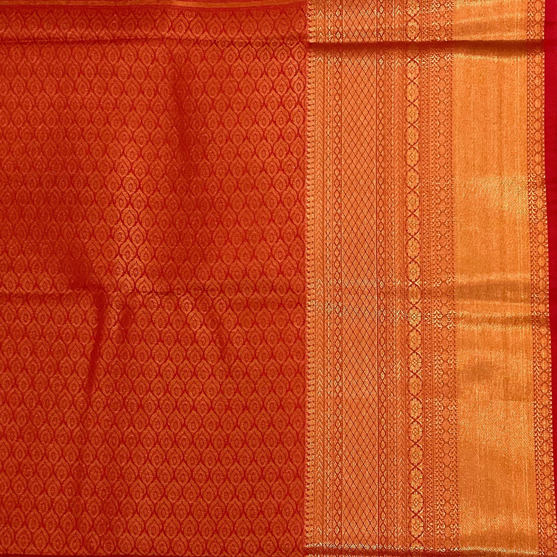 Navy Blue Silk Saree Red Pallu Gold Zari Border Traditional