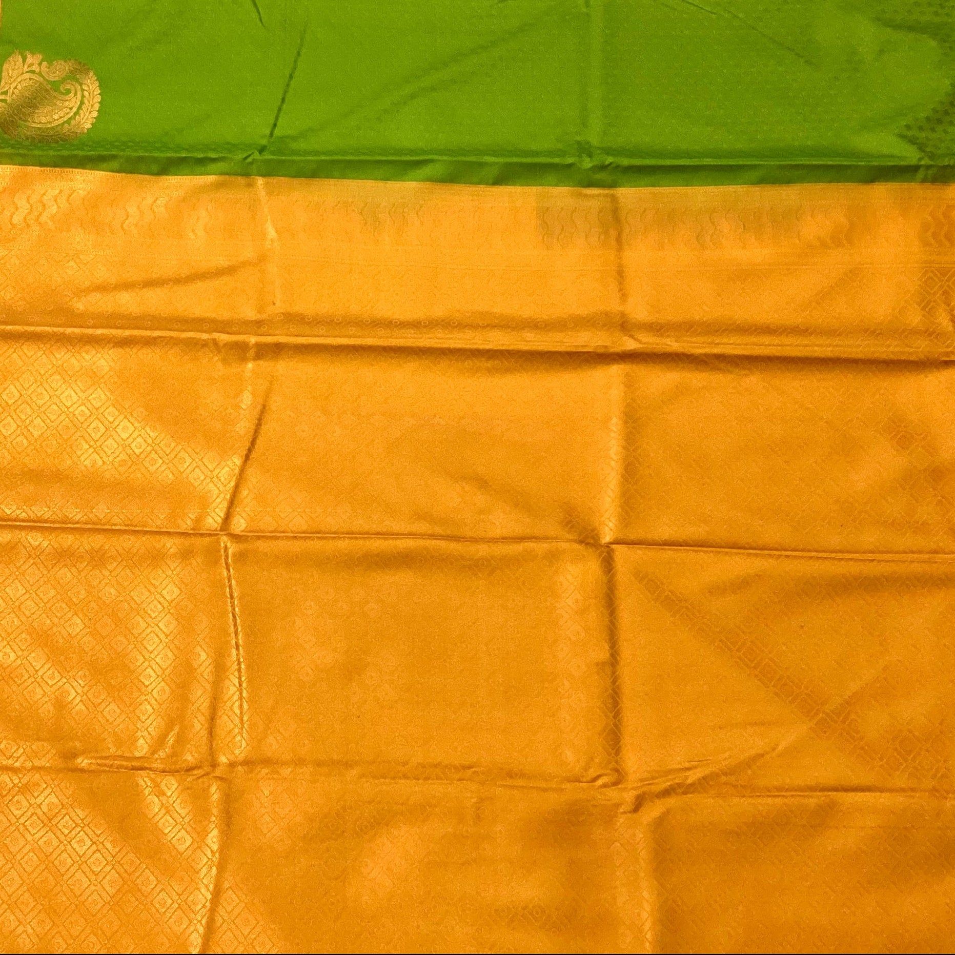 Grass Green Silk Saree Saffron Pallu Gold Paisley Border Traditional