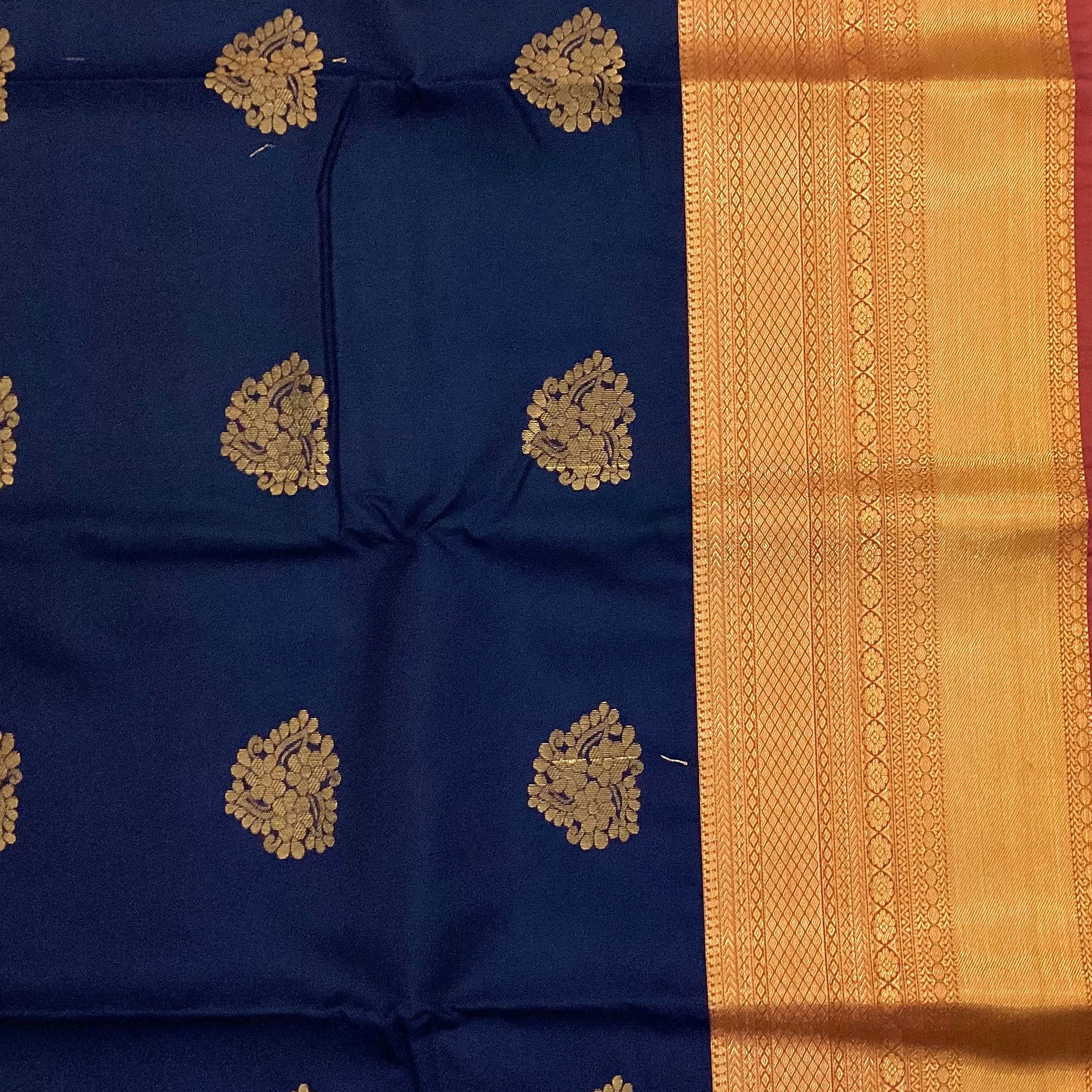 Navy Blue Silk Saree Red Pallu Gold Zari Border Traditional