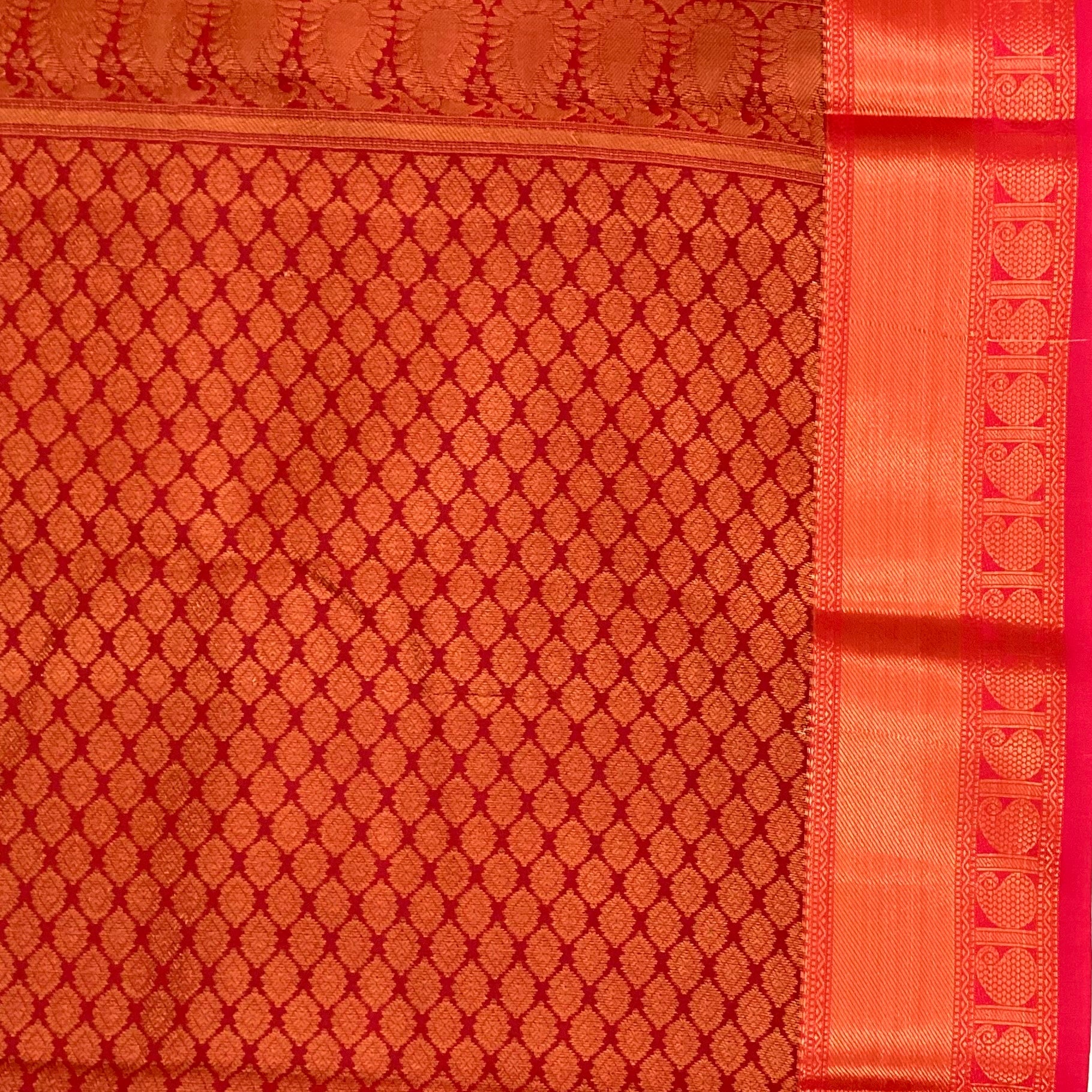 Emerald Green Silk Saree with Magenta Pallu and Gold Zari