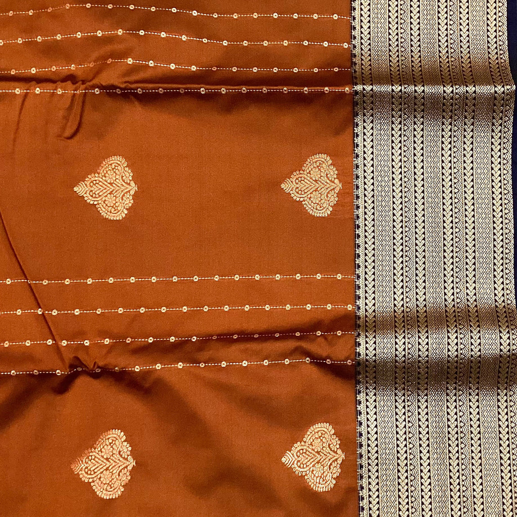 Rust Orange Zari Saree Silver Pallu Navy Contrast Elegant Design