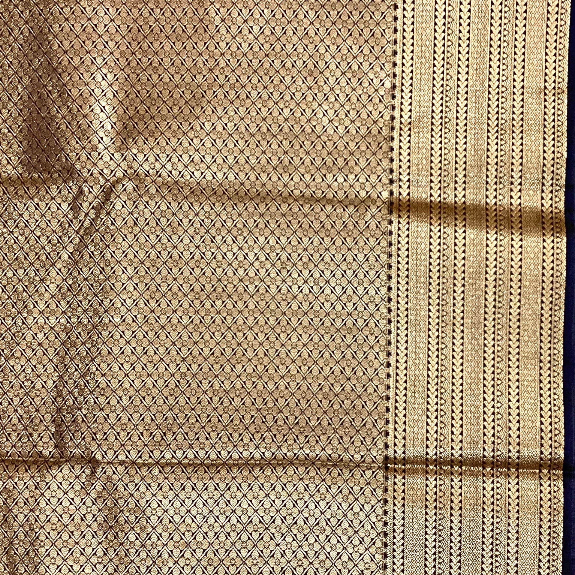 Rust Orange Zari Saree Silver Pallu Navy Contrast Elegant Design
