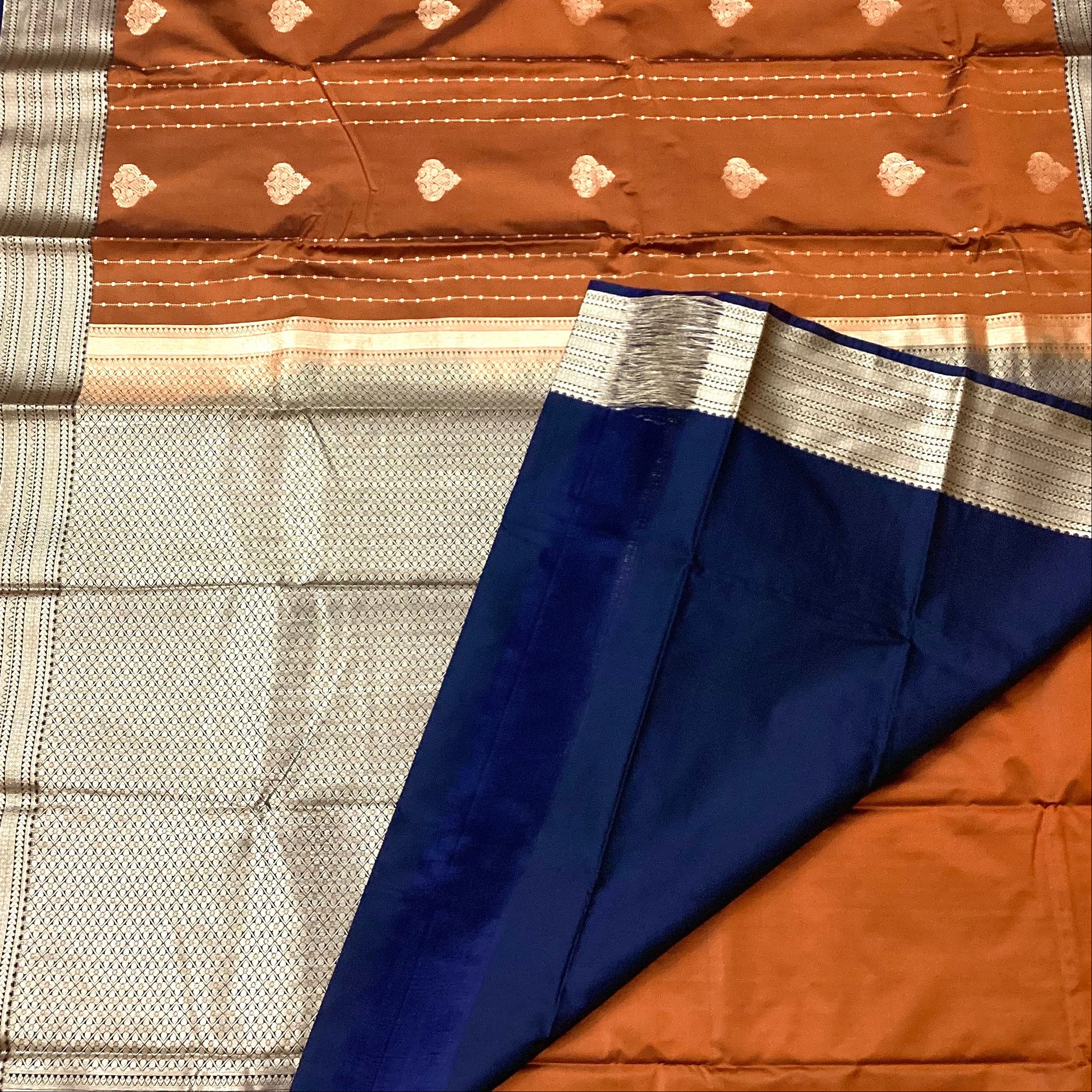 Rust Orange Zari Saree Silver Pallu Navy Contrast Elegant Design