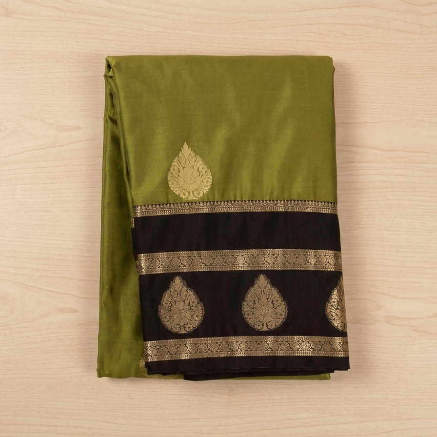Olive Green Silk Saree Silver Brocade Pallu Black Border Paisley