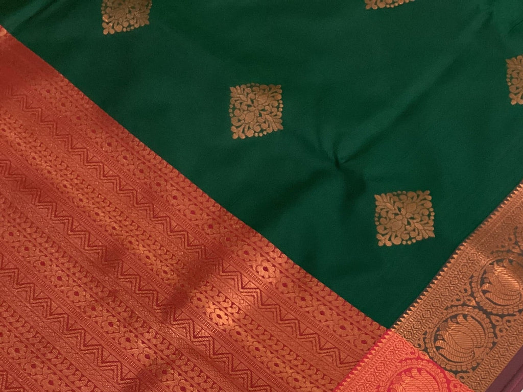 Peacock Green Maroon Zari Border Saree Diamond Motif Wedding Traditional