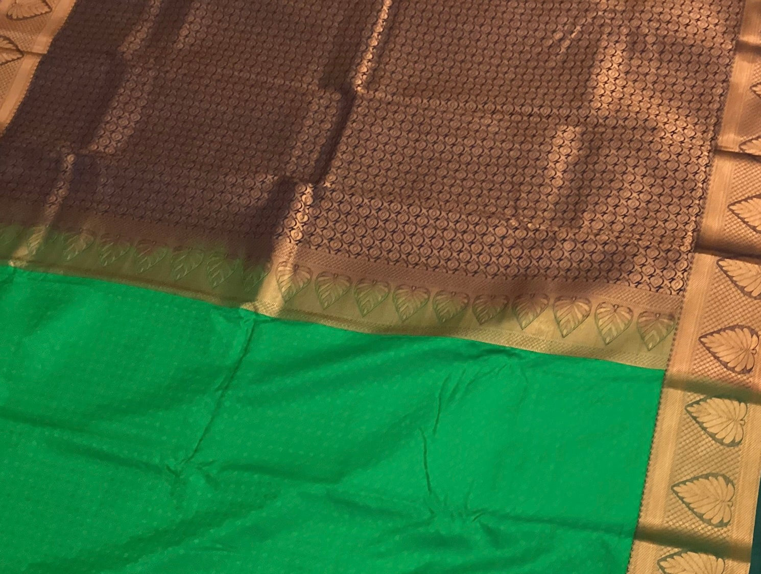 Emerald Green Silk Saree with Navy Pallu and Gold Leaf Border