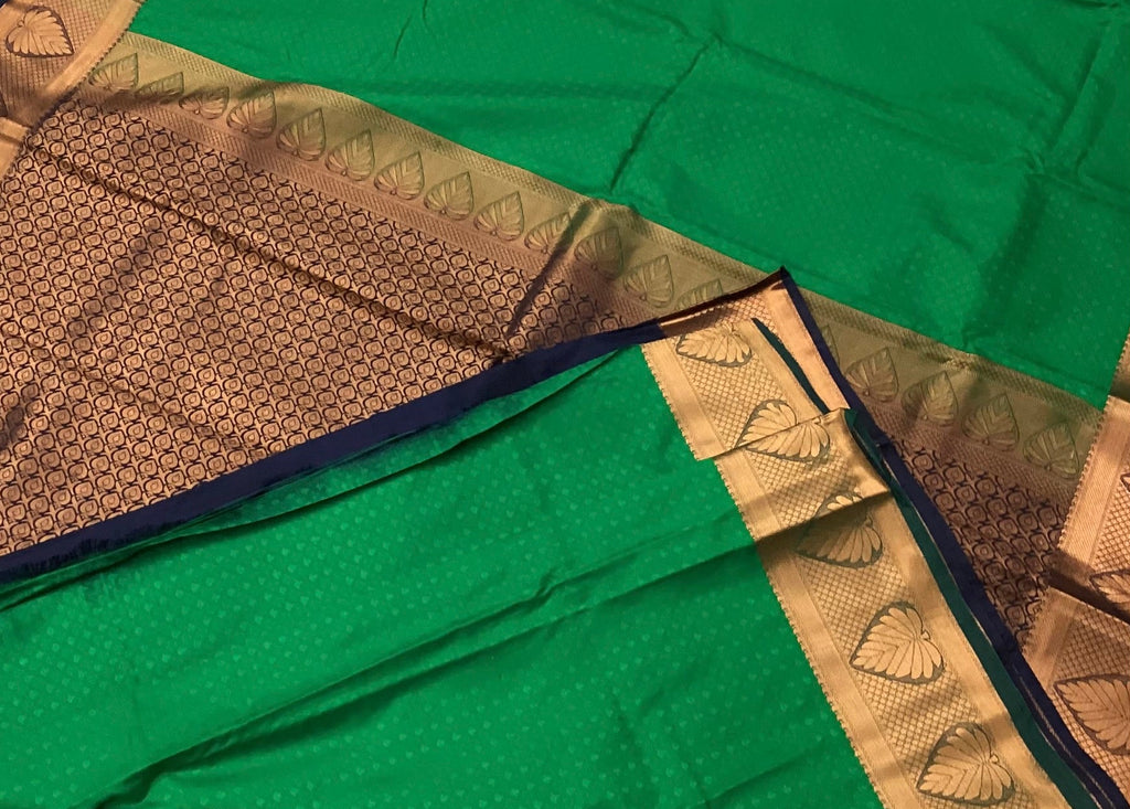 Emerald Green Silk Saree with Navy Pallu and Gold Leaf Border