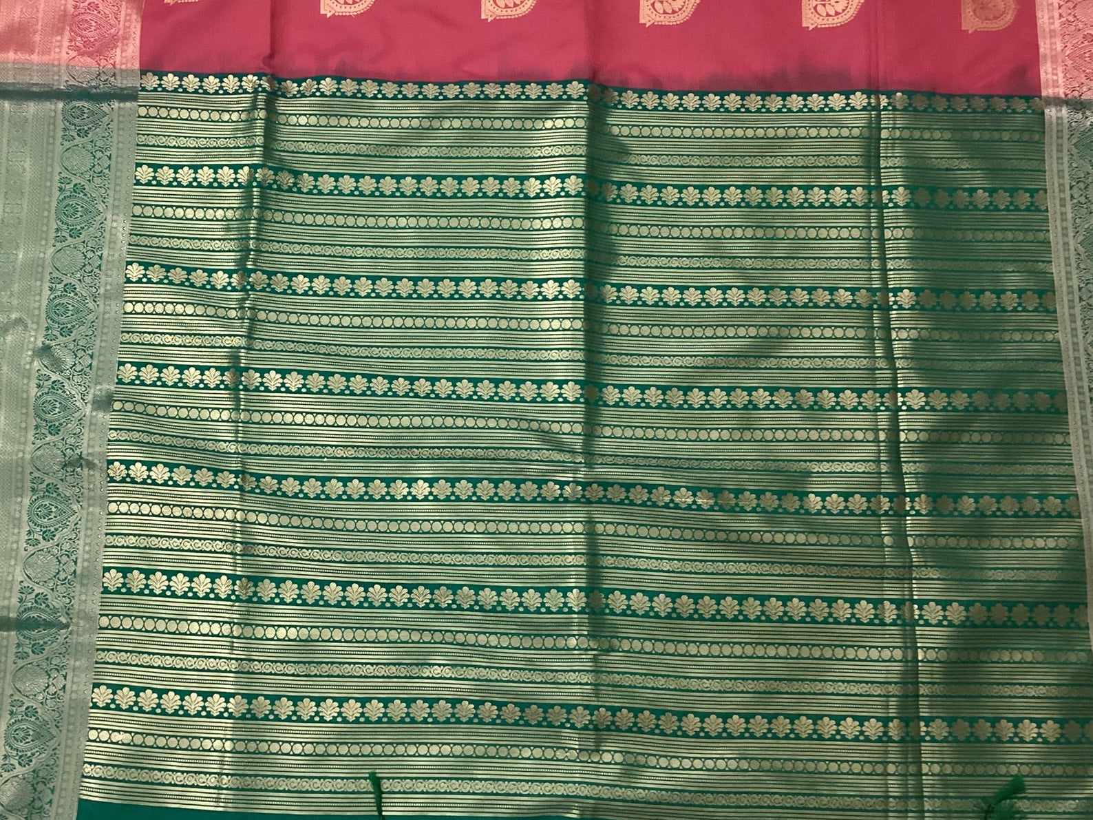 Deep Magenta Silk Saree Teal Pallu Gold Woven Motif Traditional