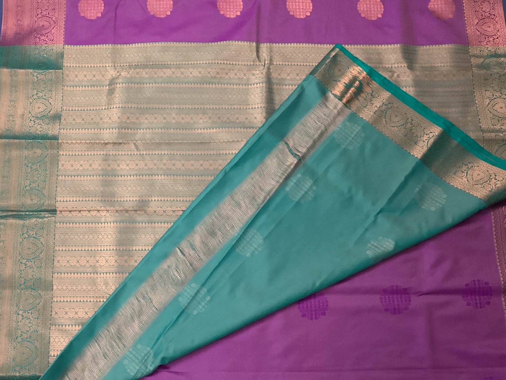 Magenta Purple Woven Zari Saree Teal Pallu Paisley Border Traditional