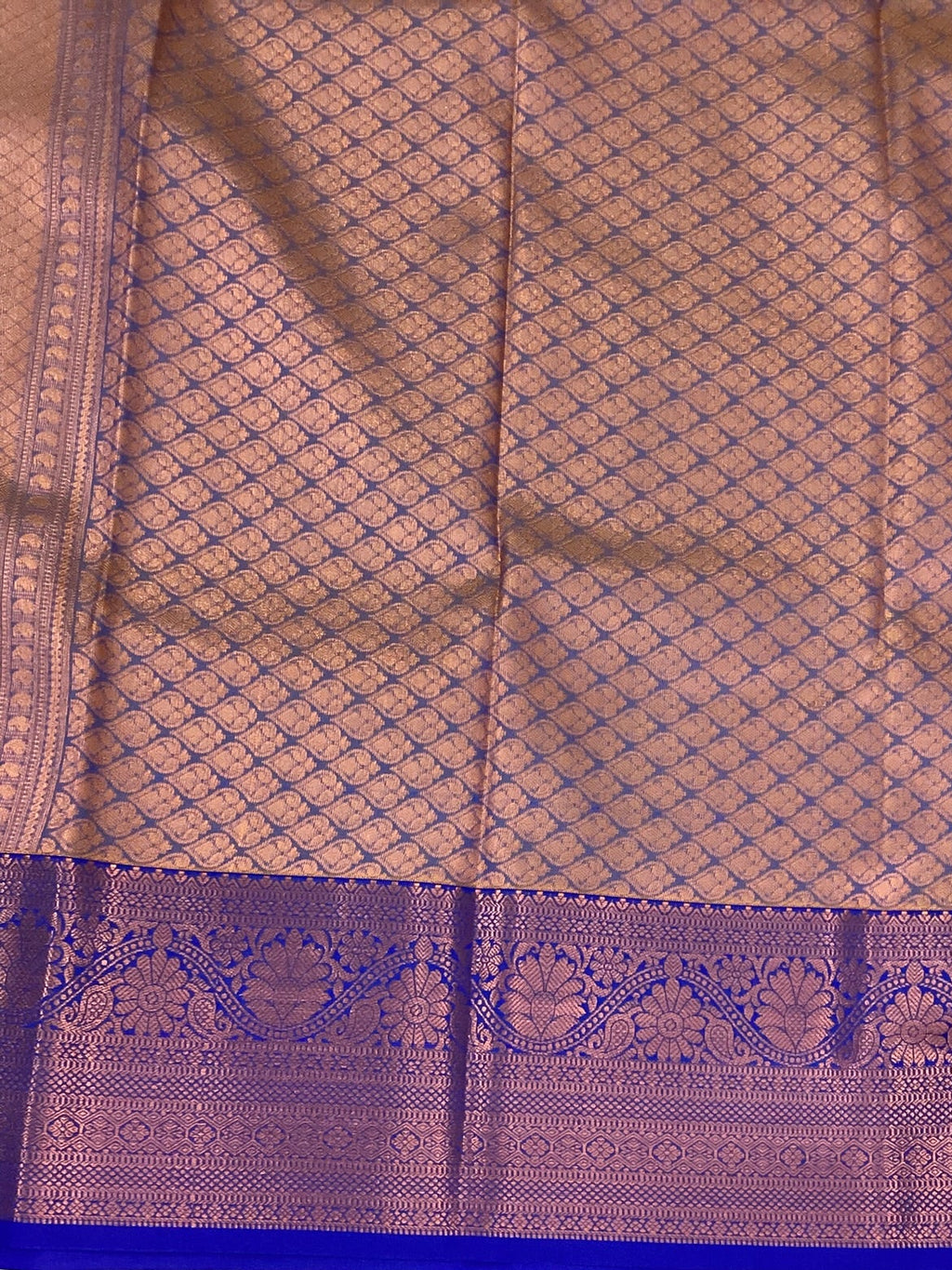 Olive Green Silk Saree With Lilac Pallu Gold Brocade Floral