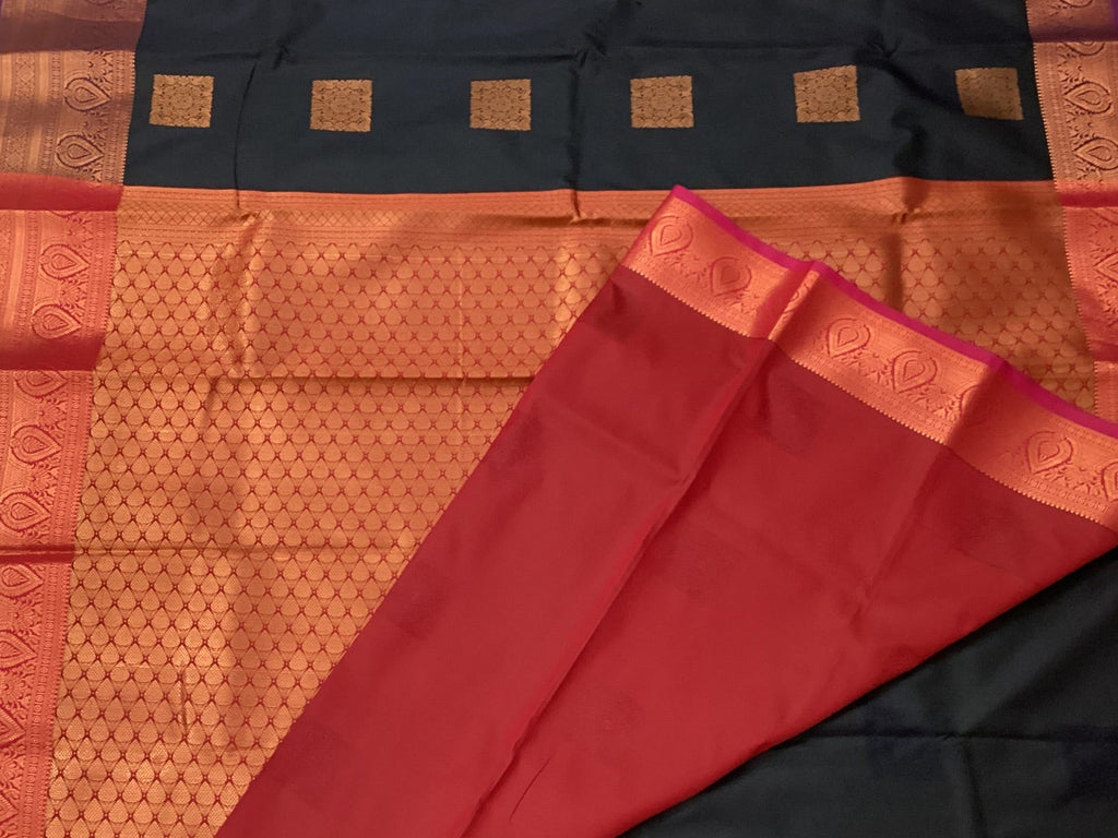 Midnight Blue Magenta Pallu Rose Gold Brocade Saree Paisley Border