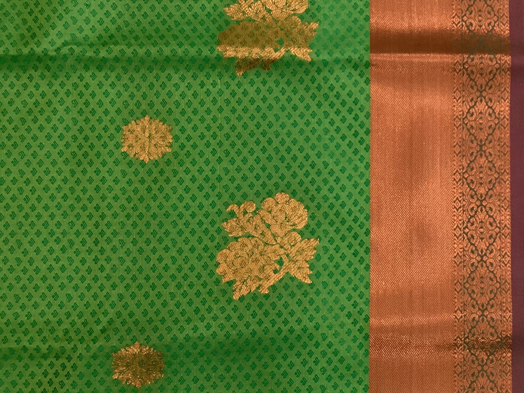 Emerald Green Silk Saree Coral Red Pallu Gold Zari Traditional