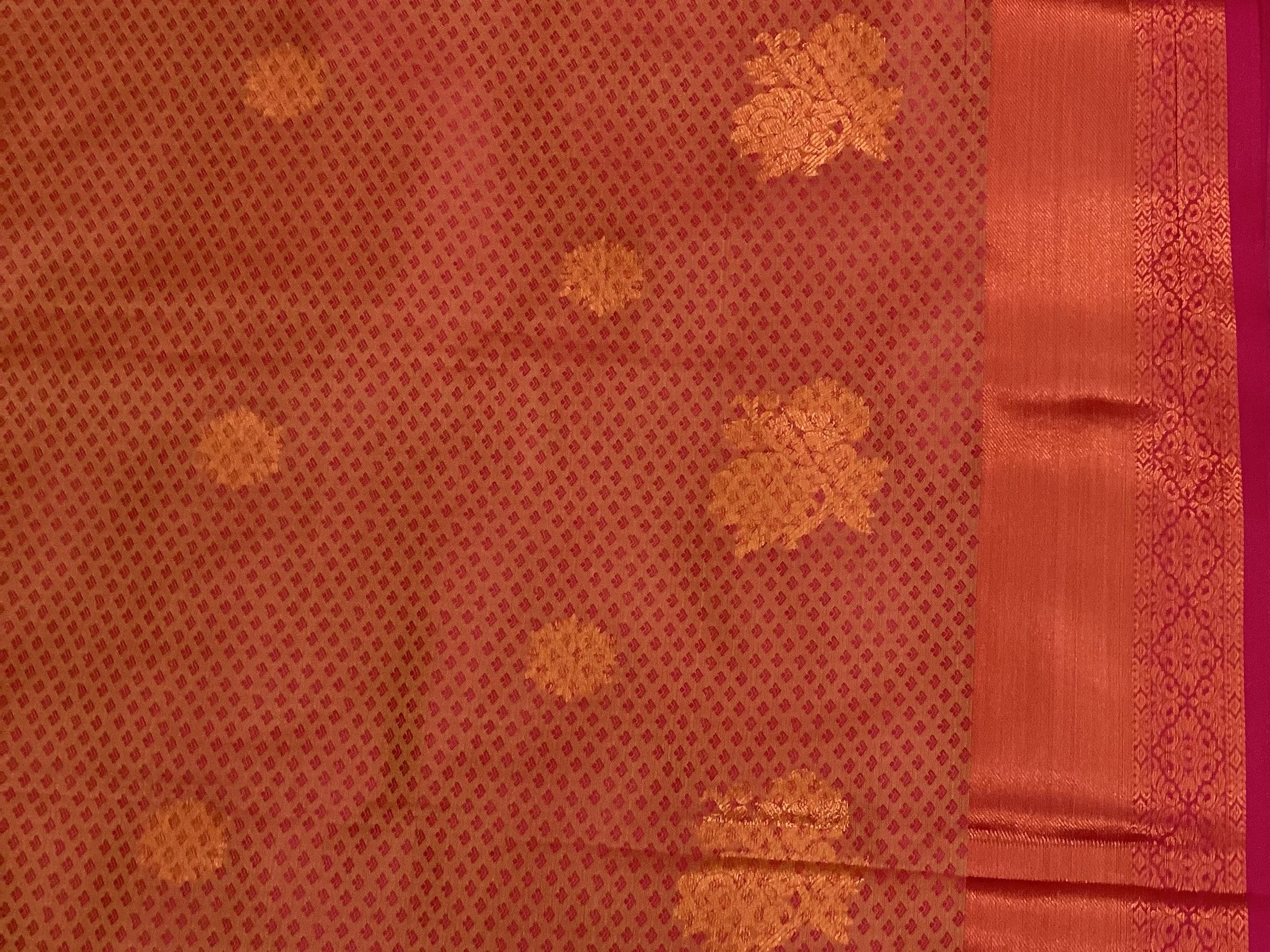 Emerald Green Silk Saree Coral Red Pallu Gold Zari Traditional