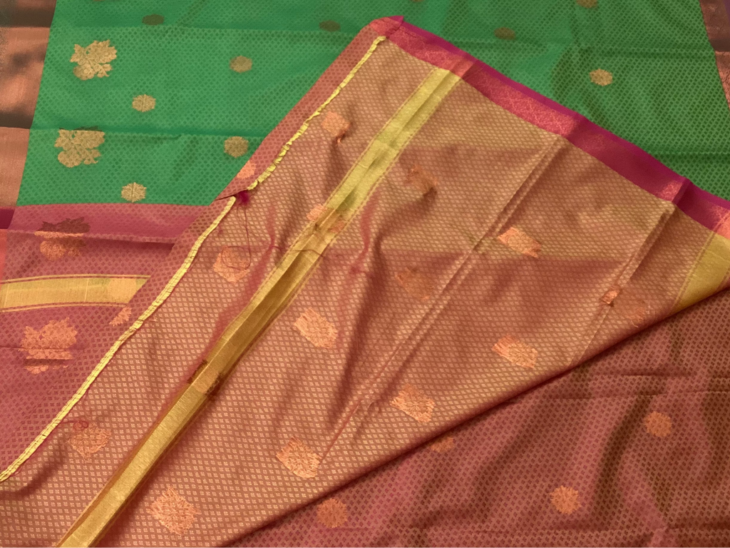 Emerald Green Silk Saree Coral Red Pallu Gold Zari Traditional