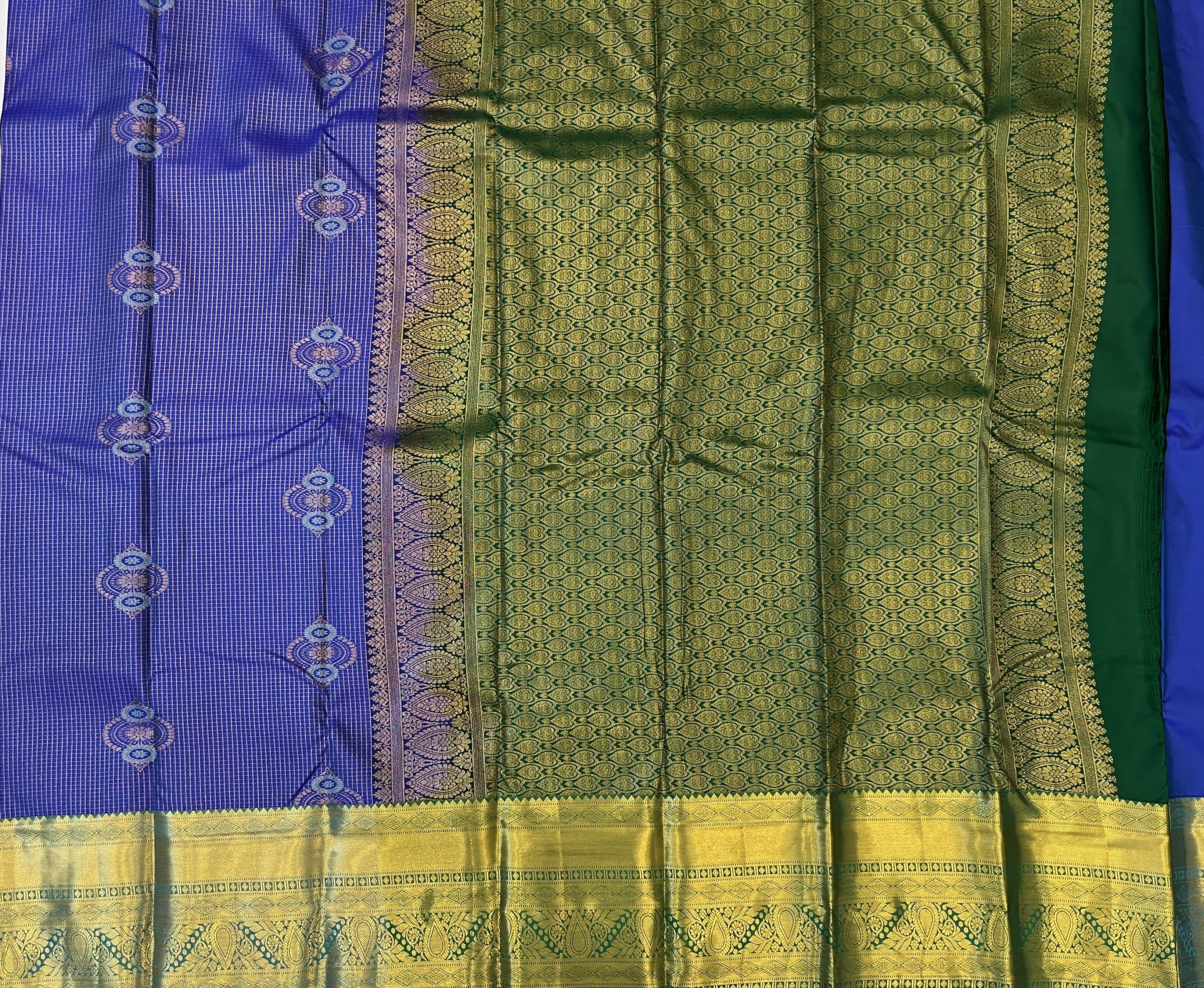 Royal Blue with Deep Green Border Elegance