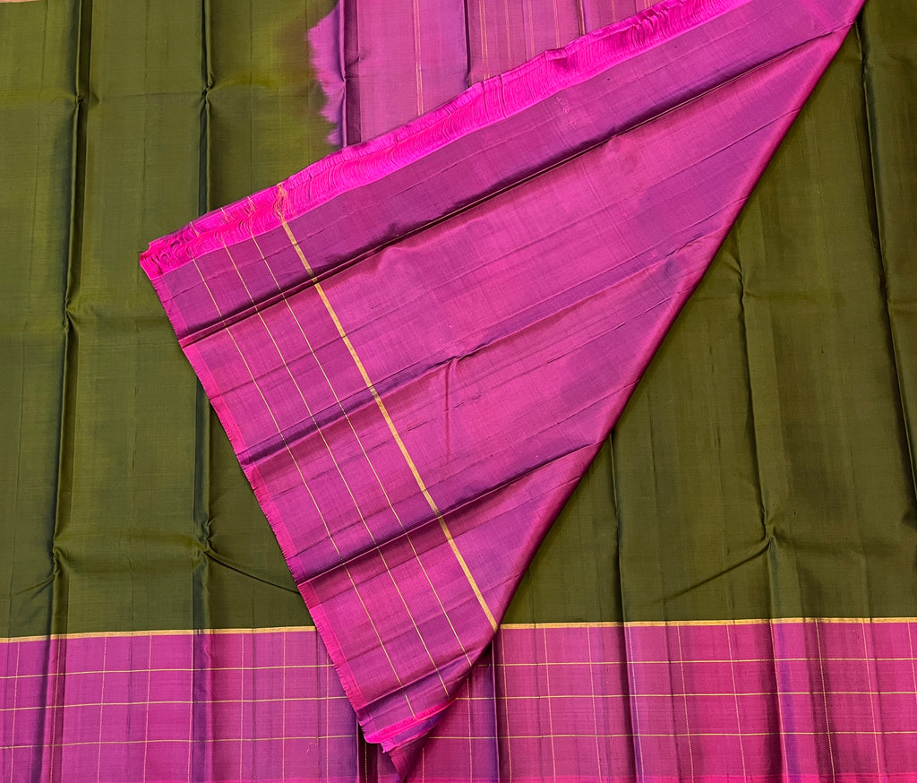 Olive Green with Magenta Pink Contrast Elegance