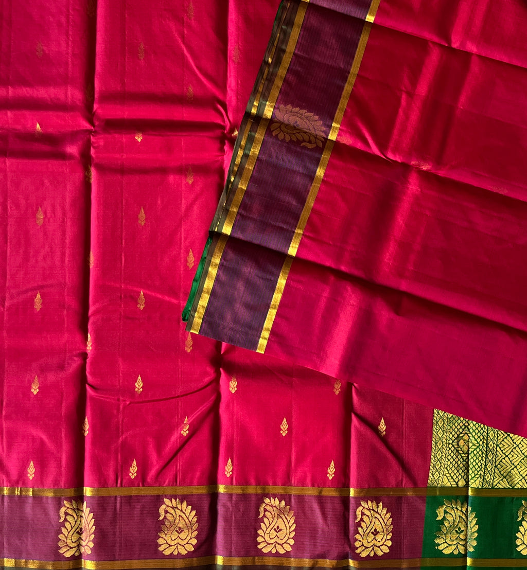 Rani Pink with Emerald Green Contrast Elegance