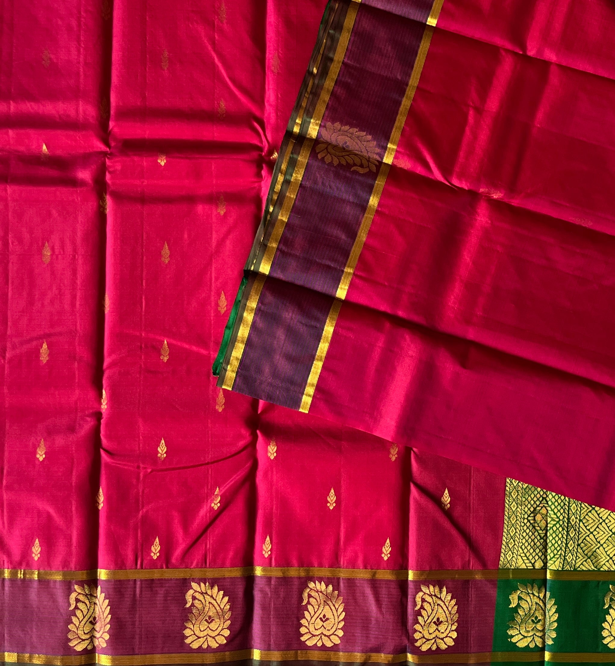 Rani Pink with Emerald Green Contrast Elegance
