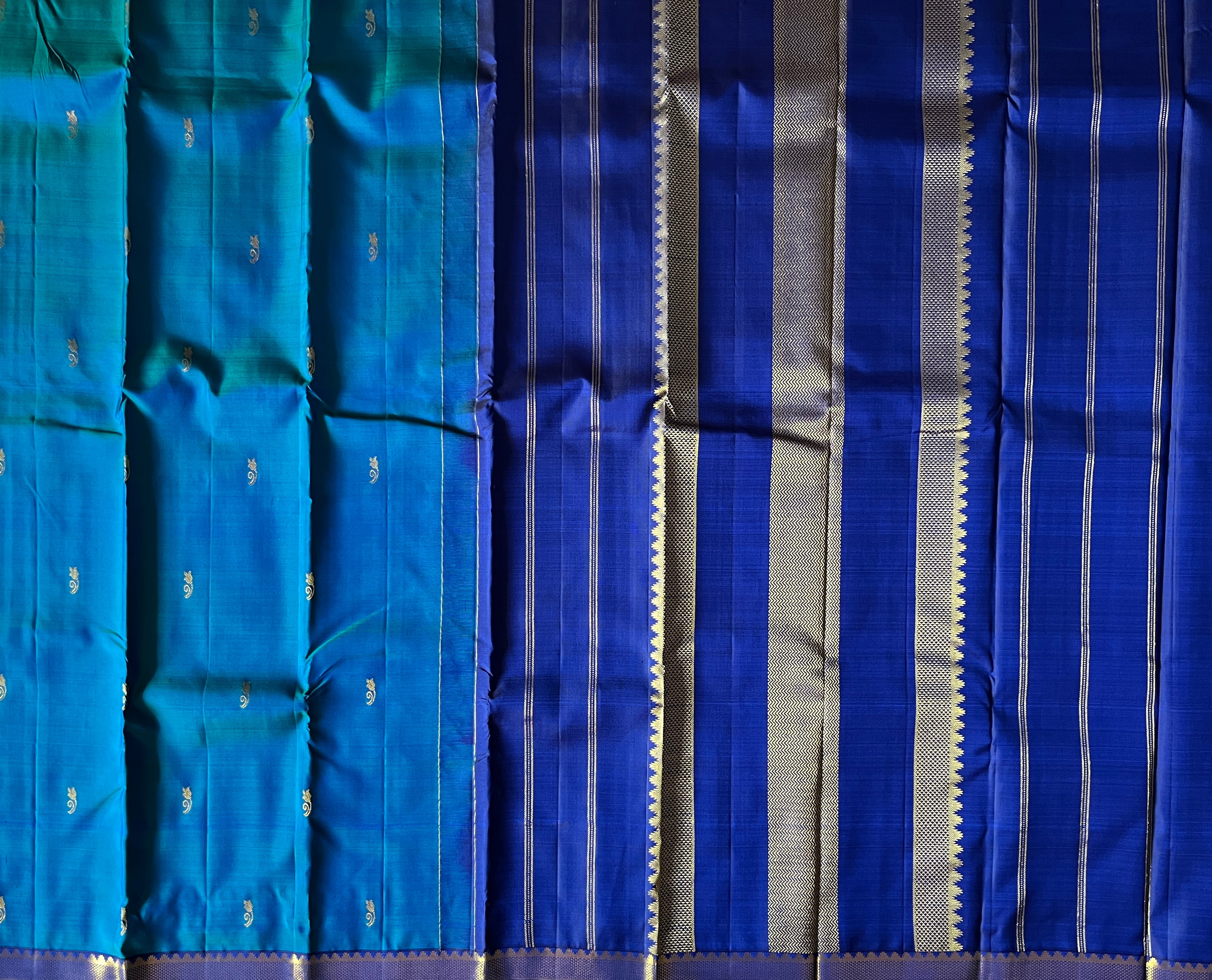 Teal Blue with Royal Blue Dual Tone Elegance
