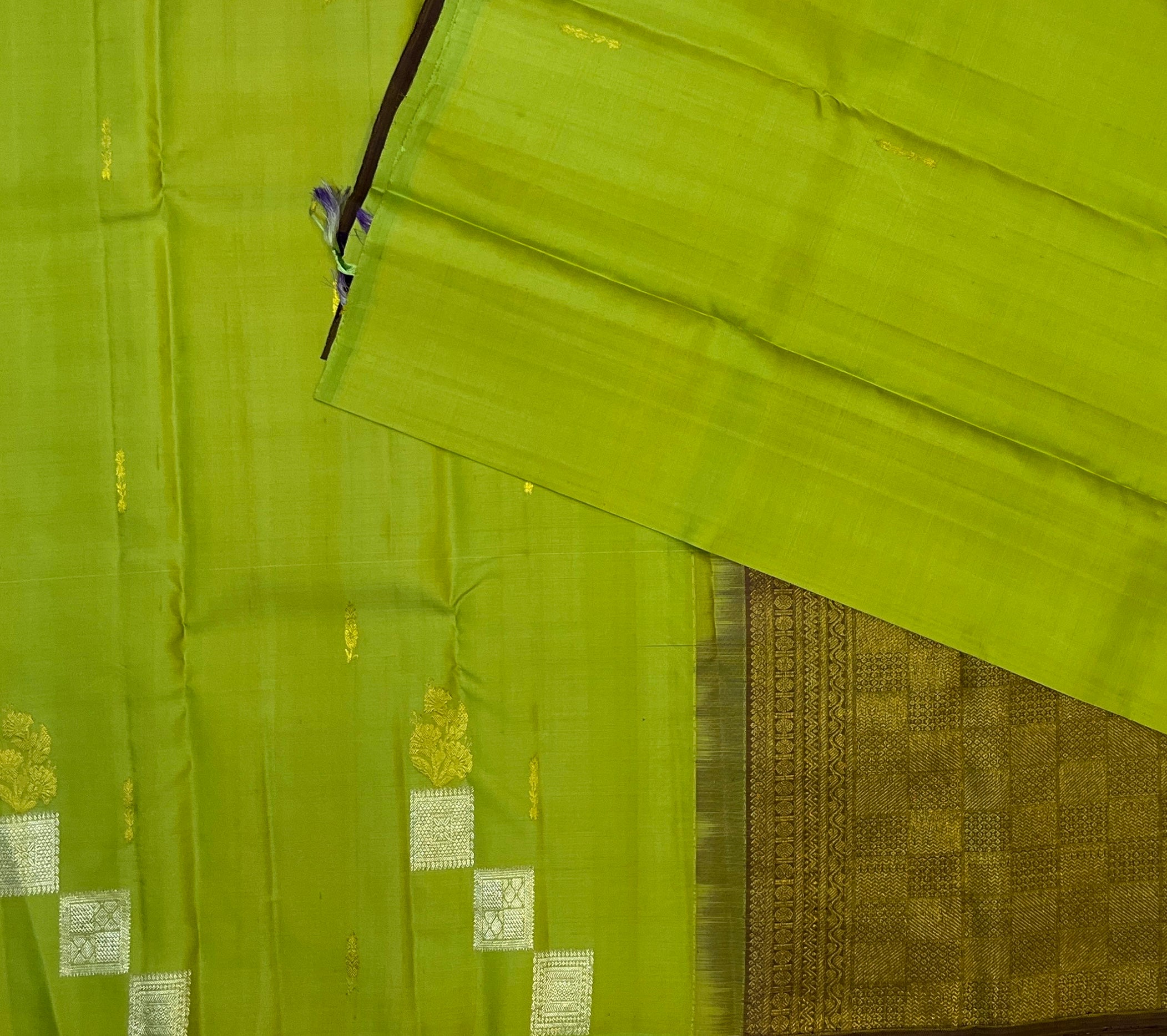 Lime Green with Antique Gold Elegance
